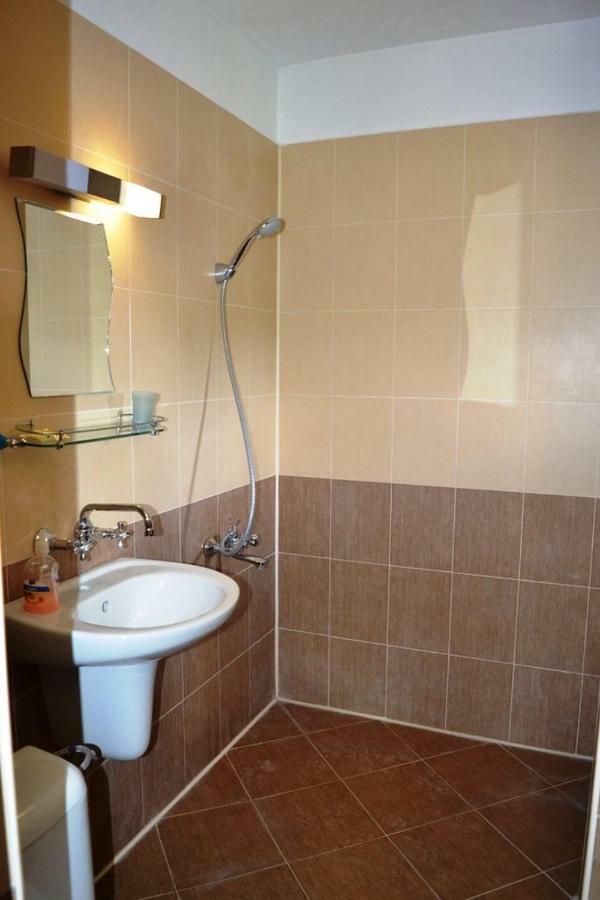 Sichanova Guest House Bruchkovtsi ภายนอก รูปภาพ